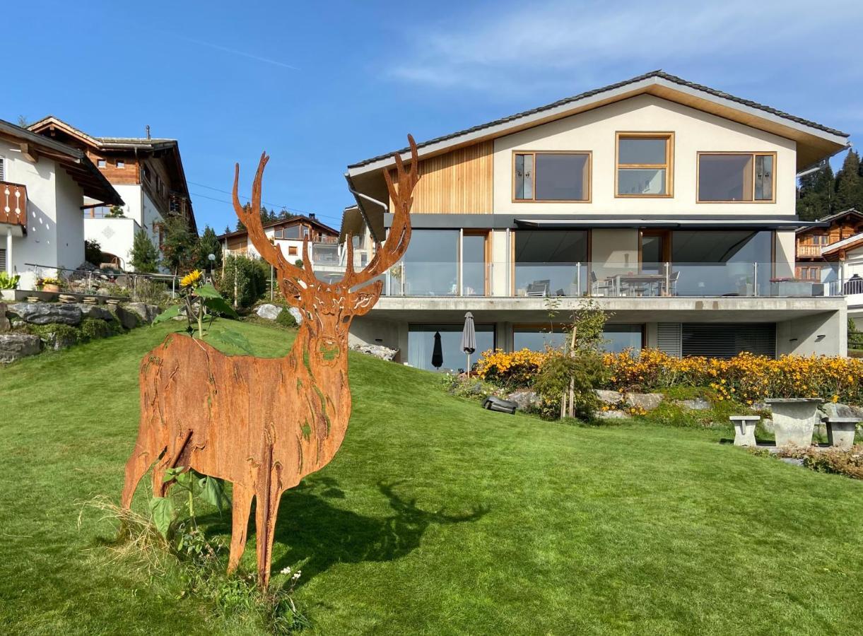 Casa Admisa, Spektakulaere Aussicht, Ski In And Out, Hochwertige Einrichtung, Valserstein Und Eiche Flims Buitenkant foto