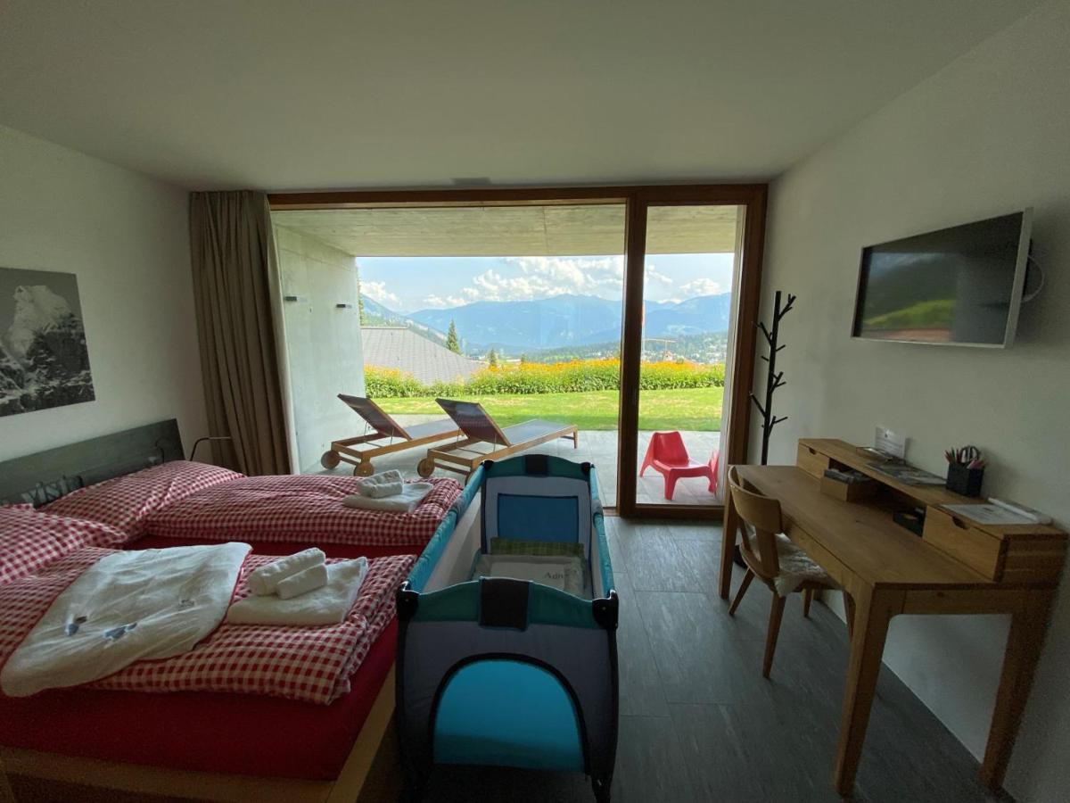 Casa Admisa, Spektakulaere Aussicht, Ski In And Out, Hochwertige Einrichtung, Valserstein Und Eiche Flims Buitenkant foto