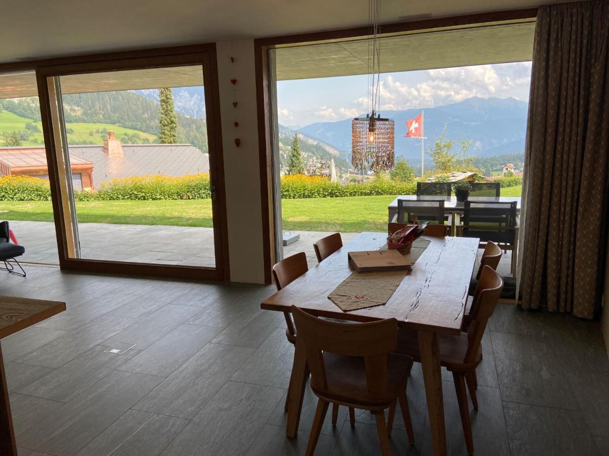 Casa Admisa, Spektakulaere Aussicht, Ski In And Out, Hochwertige Einrichtung, Valserstein Und Eiche Flims Buitenkant foto