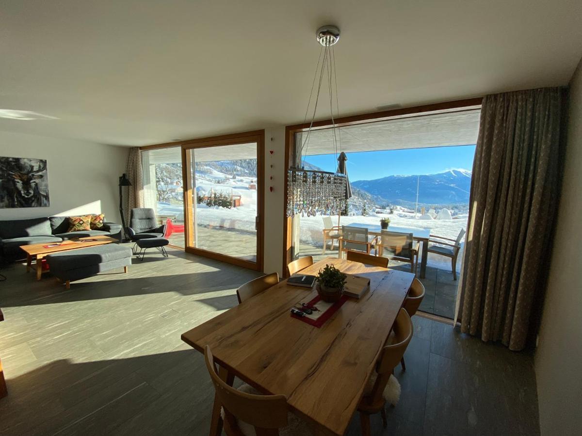 Casa Admisa, Spektakulaere Aussicht, Ski In And Out, Hochwertige Einrichtung, Valserstein Und Eiche Flims Buitenkant foto