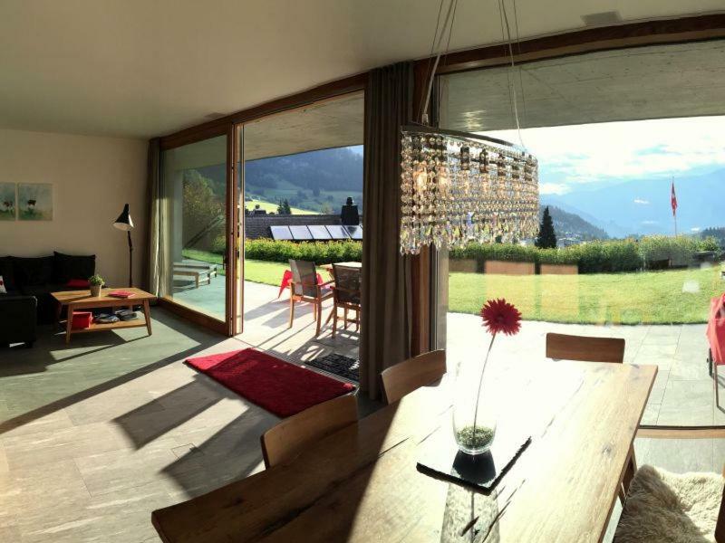 Casa Admisa, Spektakulaere Aussicht, Ski In And Out, Hochwertige Einrichtung, Valserstein Und Eiche Flims Buitenkant foto